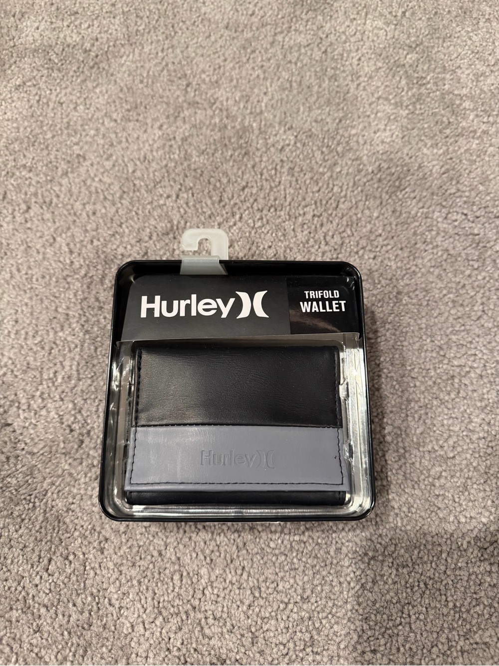 Hurley Trifold Card & Key Holder in Black and Gray